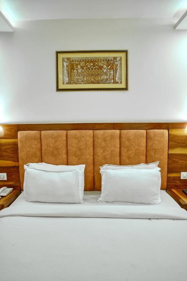 Height View Residency Hotel Дехрадун Екстериор снимка