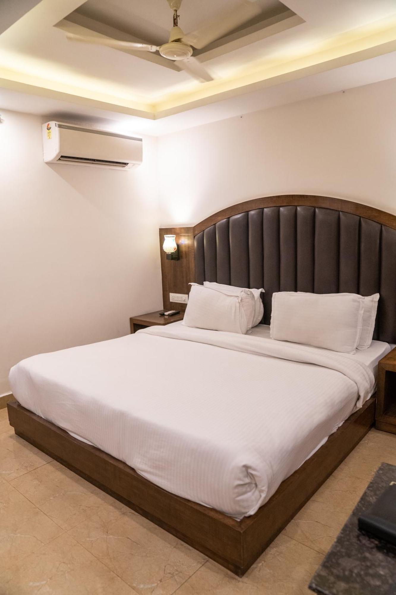 Height View Residency Hotel Дехрадун Екстериор снимка