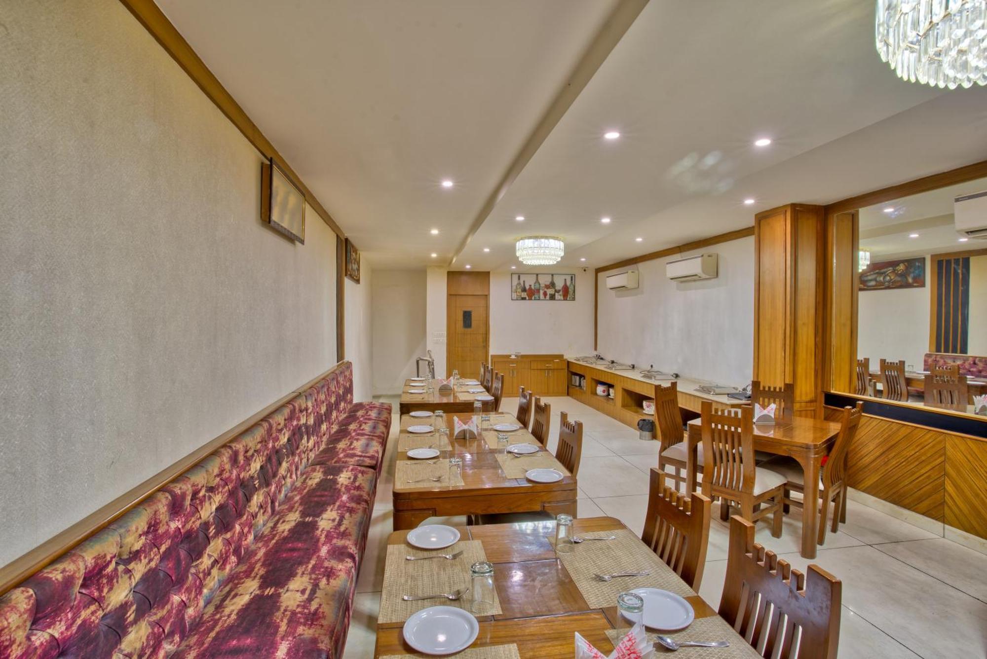Height View Residency Hotel Дехрадун Екстериор снимка